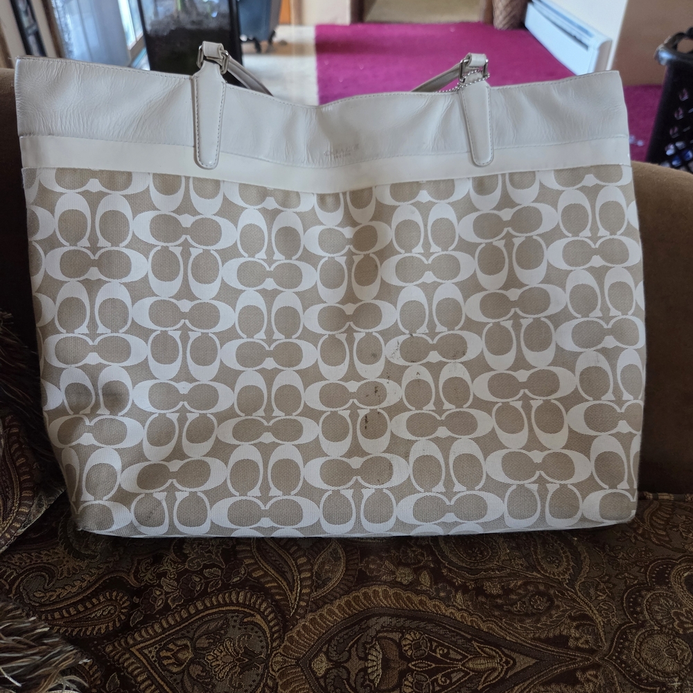 Elegant Cream and White Tote Bag